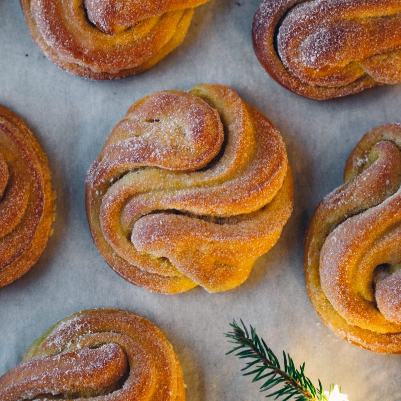 Sockerdoppad saffransbulle